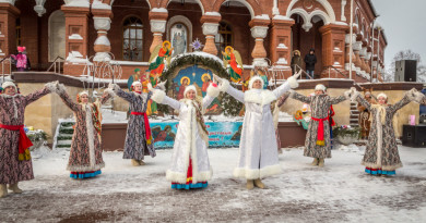 В Ижевске прошли Рождественские народные гуляния