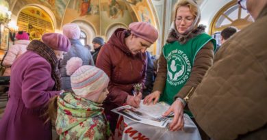 В Вербное воскресенье волонтеры движения «За жизнь» собрали 3000 подписей