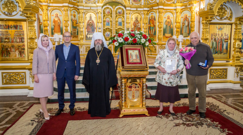 В День семьи, любви и верности в Ижевске чествовали семейные пары