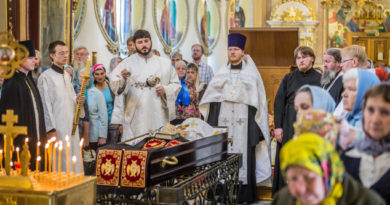 В соборе Александра Невского состоялось прощание с новопреставленным архимандритом Ювеналием