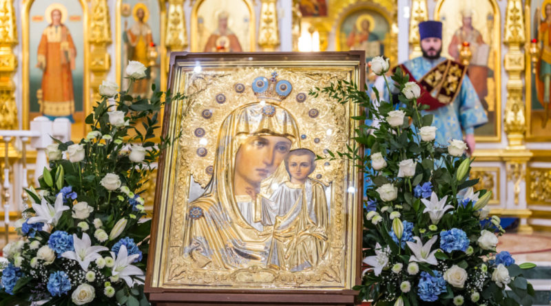 4 ноября – День Казанской иконы Божией Матери и День народного единства