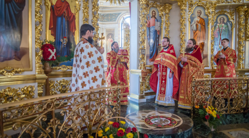 Престольный праздник храма Иверской иконы Божией Матери