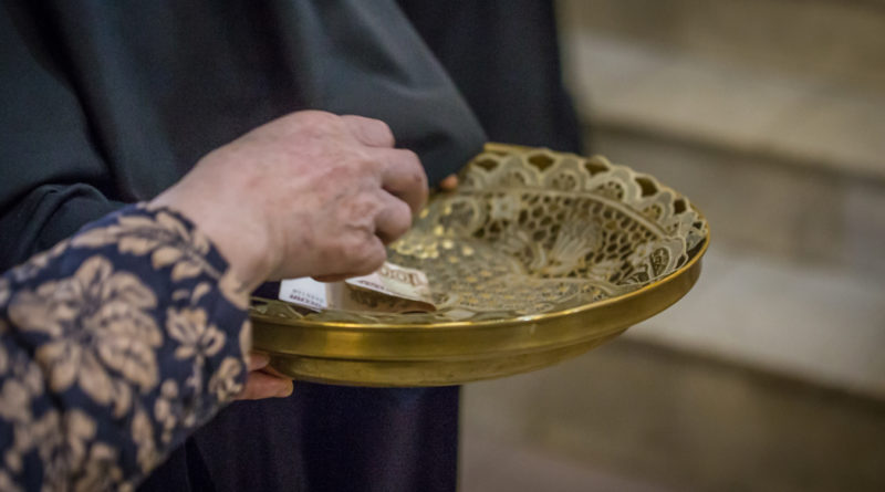 В храмах Ижевской епархии прошел сбор средств для нуждающихся женщин