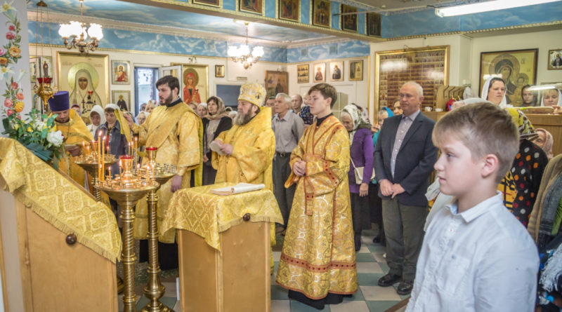 Правящий архиерей посетил храм при Автозаводской больнице г. Ижевска