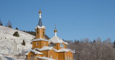 Архипастырское богослужение в монашеской общине ур. Паздеры