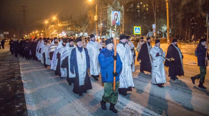Накануне праздника Богоявления в Ижевске состоялся общегородской крестный ход