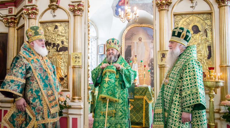 В день памяти равноап. Ольги архипастыри Удмуртской митрополии совершили литургию Сарапуле