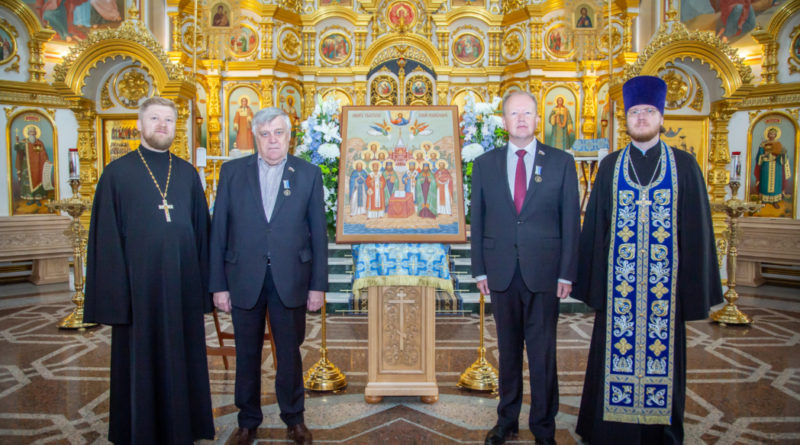 Два депутата Государственной Думы РФ отмечены высокими церковными наградами