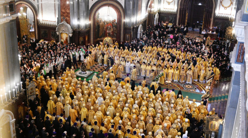 Богослужение в годовщину интронизации Святейшего Патриарха Кирилла
