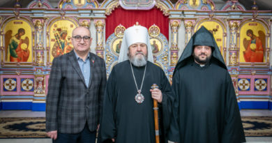 Митрополит Викторин встретился с представителями армянской общины г. Ижевска
