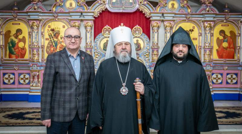Митрополит Викторин встретился с представителями армянской общины г. Ижевска