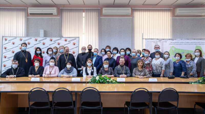 Представители духовенства Завьяловского благочиния встретились с педагогами