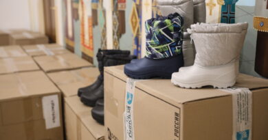 300 пар обуви беженцам Донбасса