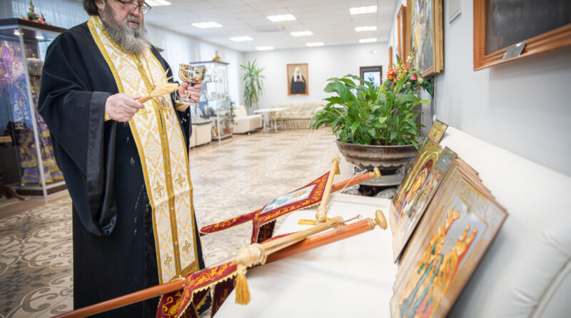 Ижевская епархия передала иконы для оборудования молитвенной палатки в зоне СВО