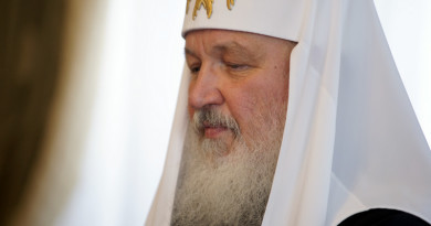 Святейший Патриарх Кирилл выразил соболезнования в связи с крушением самолета Ту-154 Минобороны России