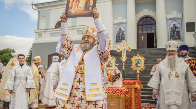 В Воткинске состоялся чин прославления сщмч. Николая Чернышева и его дочери Варвары