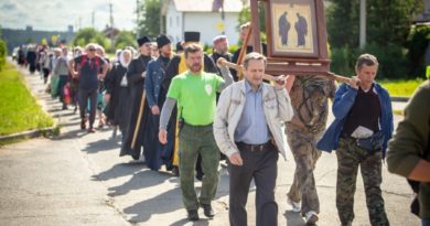 Состоялся крестный ход из Ижевска в Ризоположенский монастырь с. Люк