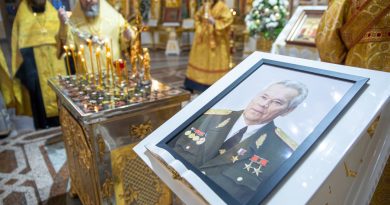 В десятую годовщину кончины М.Т. Калашникова в кафедральном соборе была совершена панихида