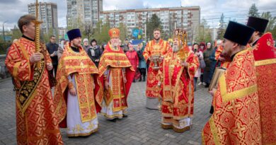 Архипастырское служение в четверг Светлой Седмицы