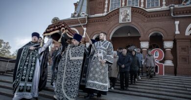 Богослужения Великого Пятка и Великой Субботы