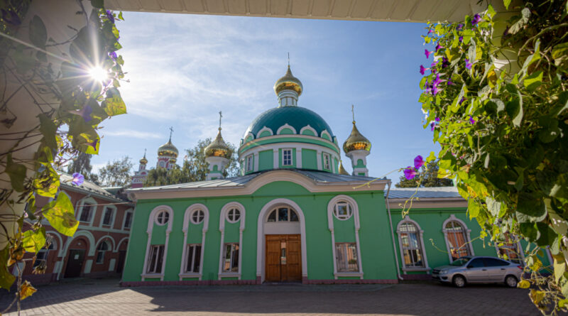 Архипастырское служение в соборе Святой Троицы города Ижевска